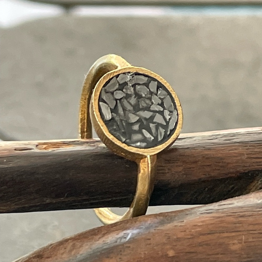 Ancient Style Ring - image 1